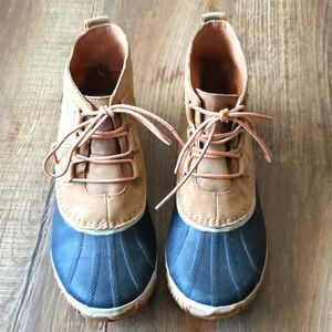 SOREL "OUT N ABOUT" DUCK WATERPROOF BOOTS